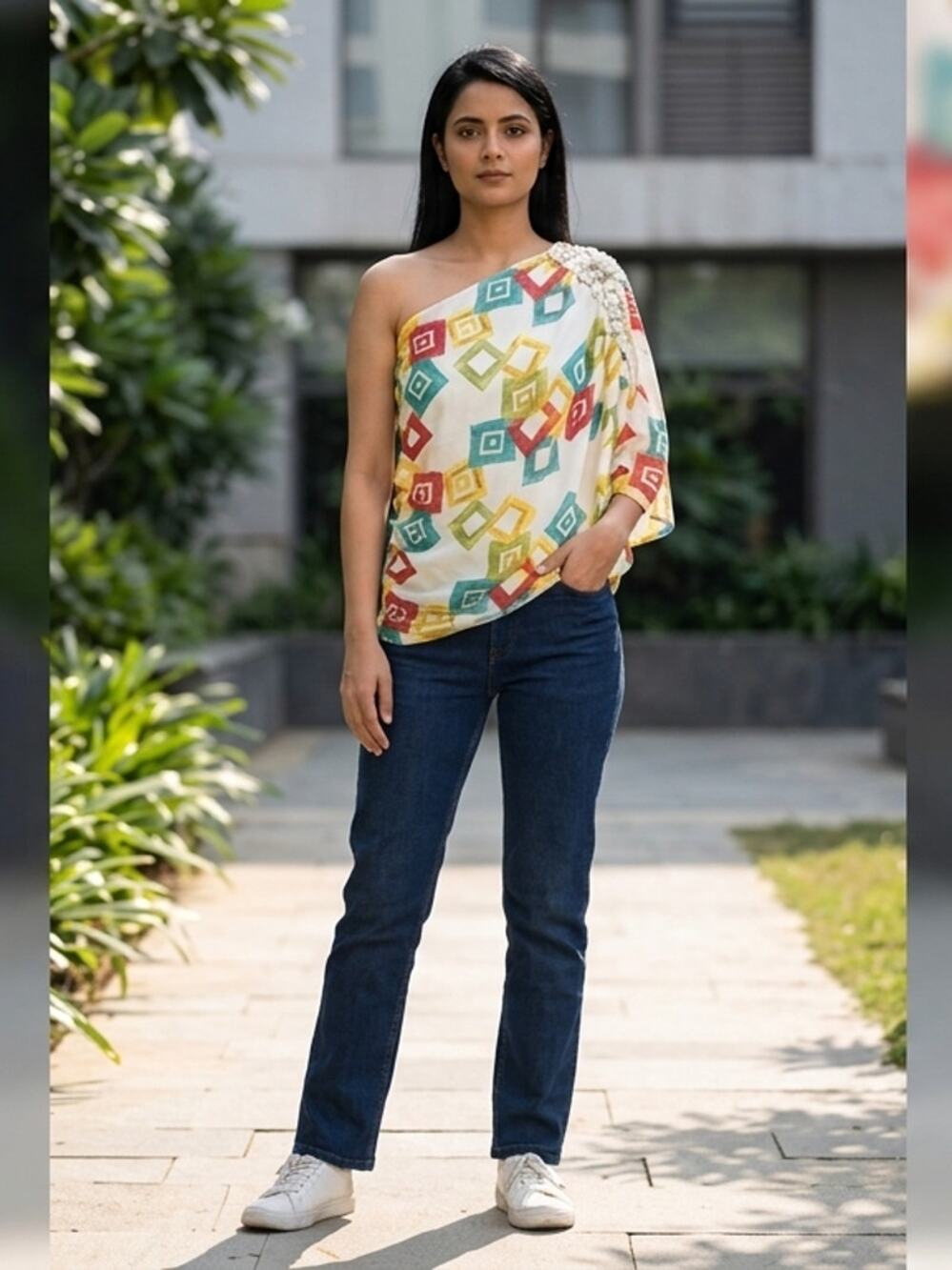 Monaco USA Beaded Geometric One Shoulder Top Women  See Measurements